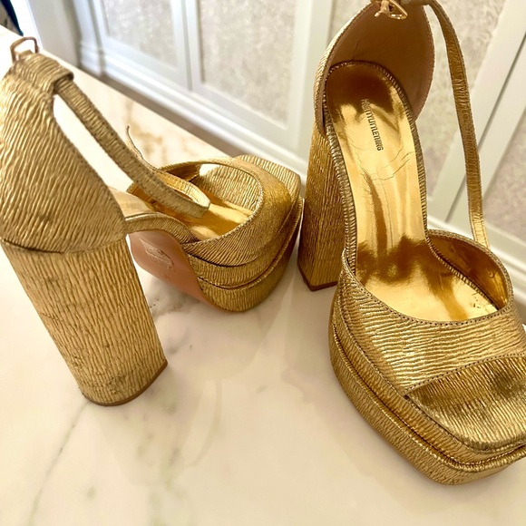 Gold Metallic Strap Platform Heels - Picture 6 of 6
